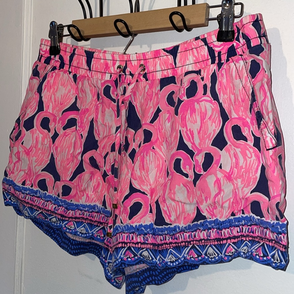 Lilly Pulitzer Katia shorts in flamingo High Tide Navy with pockets - Picture 2 of 9